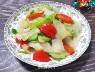 红椒炒儿菜的做法步骤：3