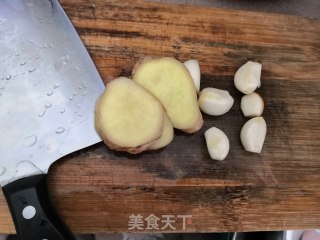 广式牛杂煲的做法步骤：4