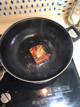 自制麻辣火锅的做法步骤：2
