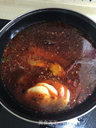自制麻辣火锅的做法步骤：3