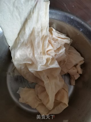 美味辣条节的做法步骤：1