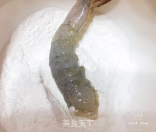 香酥虾的做法步骤：4