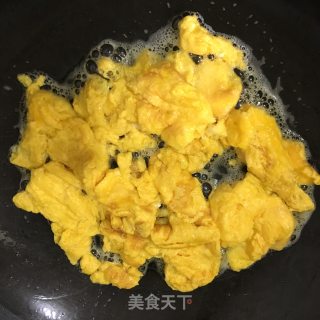 香菜柴鸡蛋汤的做法步骤：4