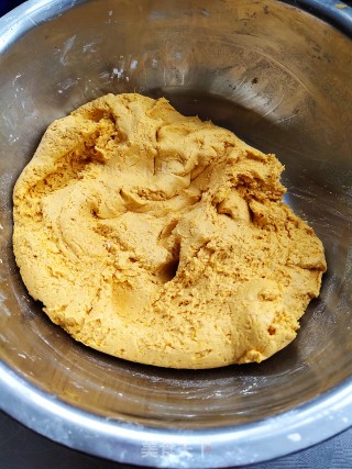 豆沙馅南瓜饼的做法步骤：6