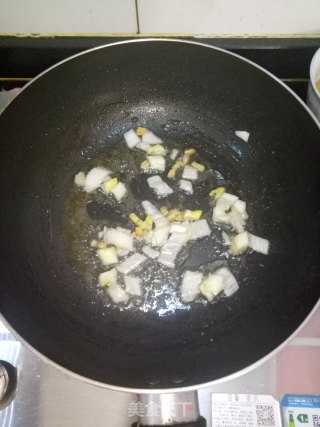 萝卜虾皮汤的做法步骤：2