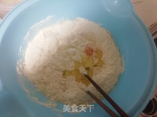 自制油条的做法步骤：2