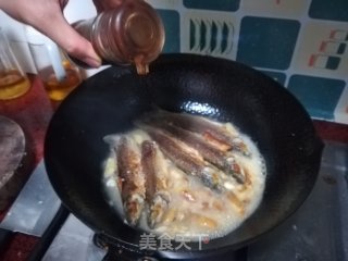 肉菜——煎焖尖头鱼的做法步骤：7