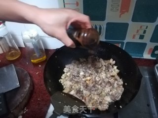 肉菜——沙姜炒鸡的做法步骤：8