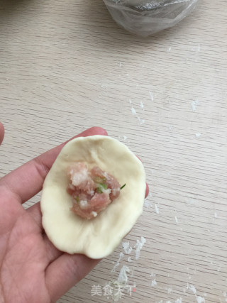 肉馅小花包的做法步骤：3