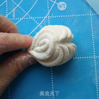 心形花卷的做法步骤：8