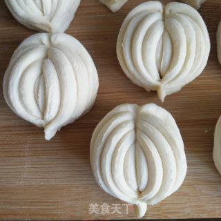 心形花卷的做法步骤：10