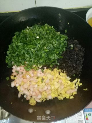 三鲜馅饼的做法步骤：5