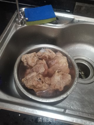 高压锅炖腿骨肉的做法步骤：6