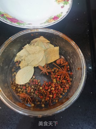 高压锅炖腿骨肉的做法步骤：10