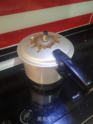 高压锅炖腿骨肉的做法步骤：19