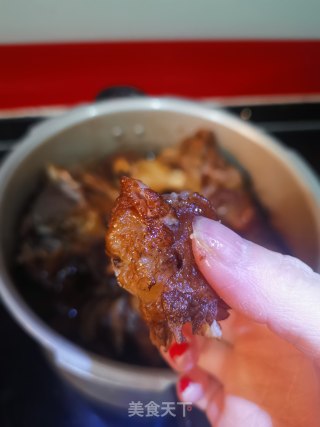 高压锅炖腿骨肉的做法步骤：23