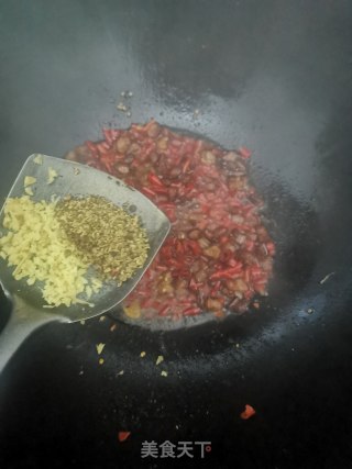 香菇肉酱的做法步骤：6