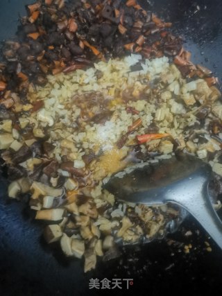 香菇肉酱的做法步骤：8