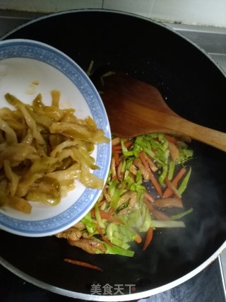榨菜肉丝面的做法步骤：8