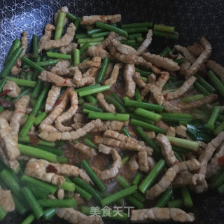 蒜苔炒肉丝的做法步骤：7