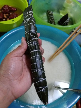 竹筒形粽子的做法步骤：7