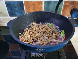 洋葱炒肉丝的做法步骤：6