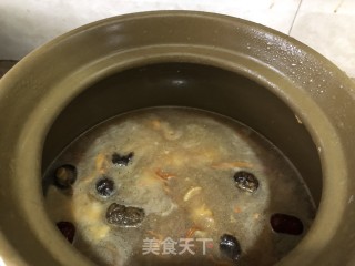 虫草花鸡肉汤的做法步骤：4