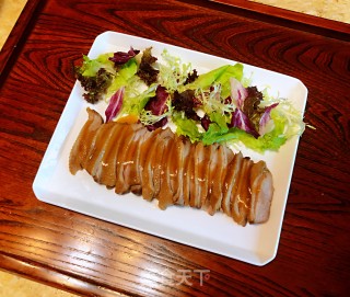 酱香鸭胸肉沙拉的做法步骤：12