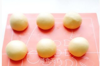 肠仔面包的做法步骤：7