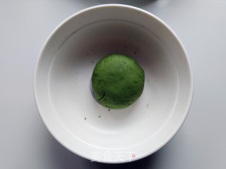 麦青黄油卷的做法步骤：3