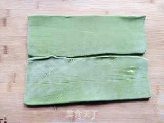 麦青黄油卷的做法步骤：9
