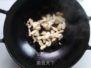 青蒜香干炒荸荠的做法步骤：4