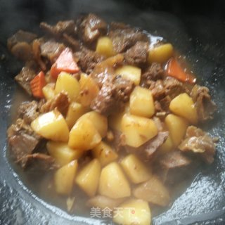 土豆炖牛肉的做法步骤：8