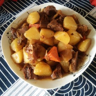 土豆炖牛肉的做法步骤：10