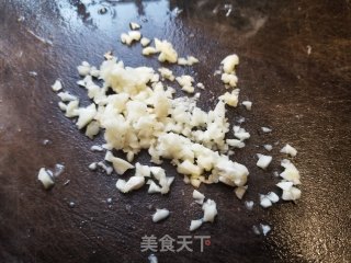 韭菜炒土豆丝的做法步骤：2