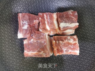 东坡肉的做法步骤：2