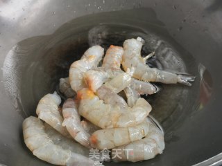 韭菜炒虾仁的做法步骤：3