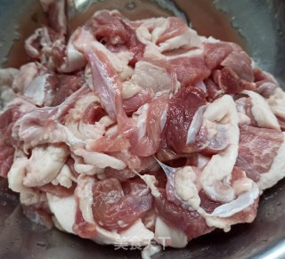 烤羊肉的做法步骤：1