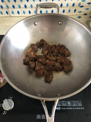 海带番茄焖牛肉的做法步骤：1