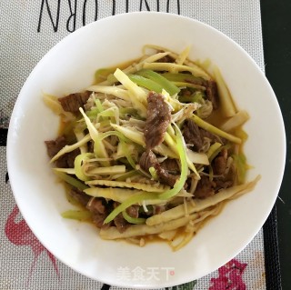 菇笋炒肉丝的做法步骤：4