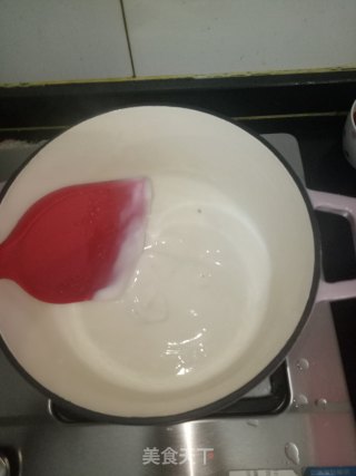 草莓牛奶糕的做法步骤：3