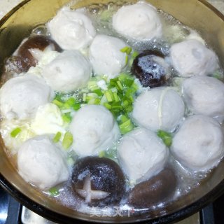 丸子豆腐蔬菜汤的做法步骤：8