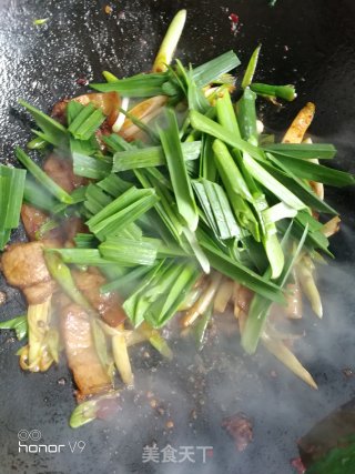 四川     蒜苗回锅肉的做法步骤：10