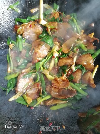 四川     蒜苗回锅肉的做法步骤：11