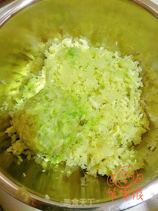 杂菜素蒸饺的做法步骤：7