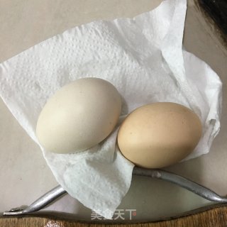 香葱柴鸡蛋肉末炒饭的做法步骤：2