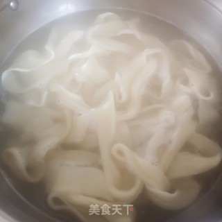 手拉油泼面的做法步骤：9