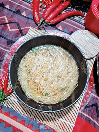 酸辣汤米粉的做法步骤：6