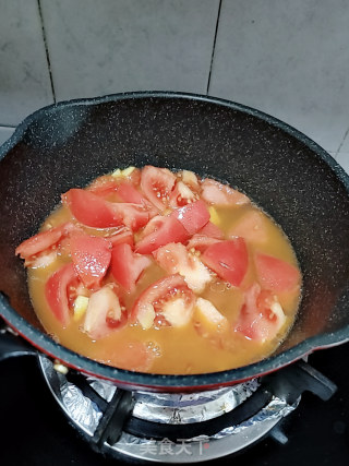 番茄烧蛋皮的做法步骤：7
