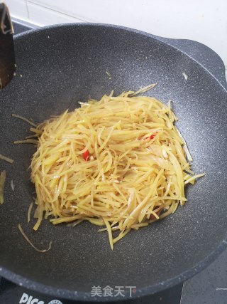 酸辣土豆丝的做法步骤：4